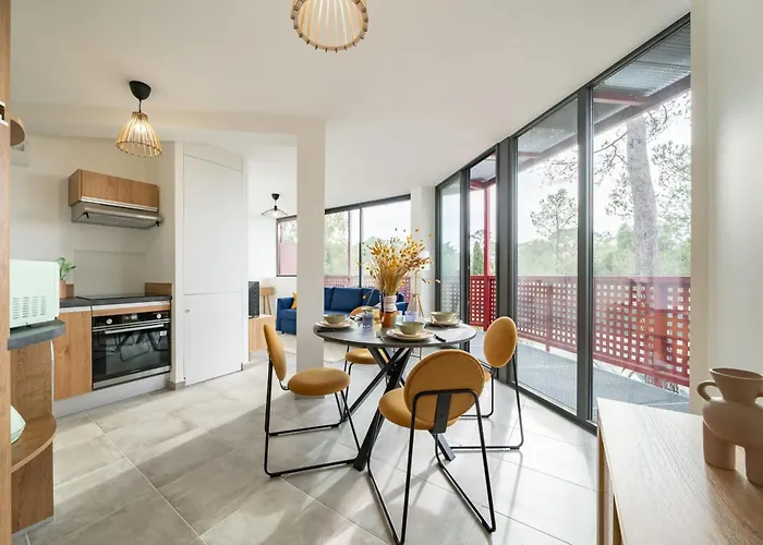 Apartamento Renovated With Balcony And Parking